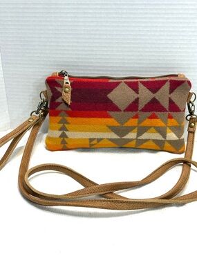 Pinkcharms Designs Hand Crafted Leather Wool Clutch Wristlet Aztec Southwestern